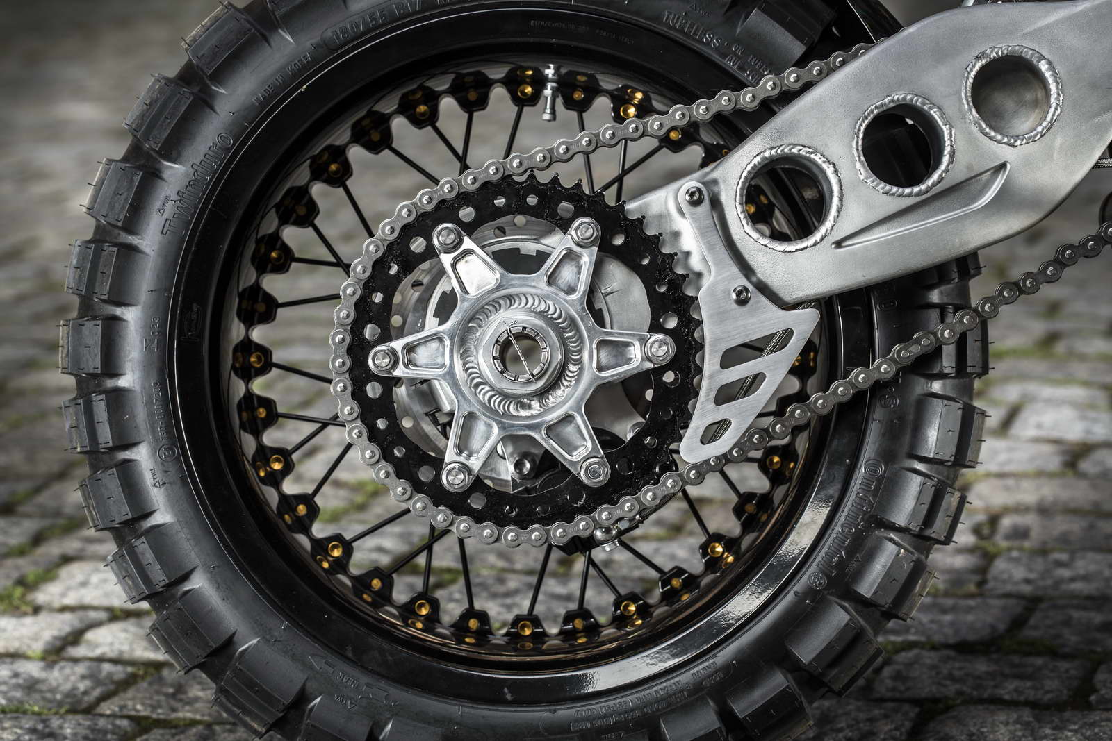 Triumph Scrambler Roadster